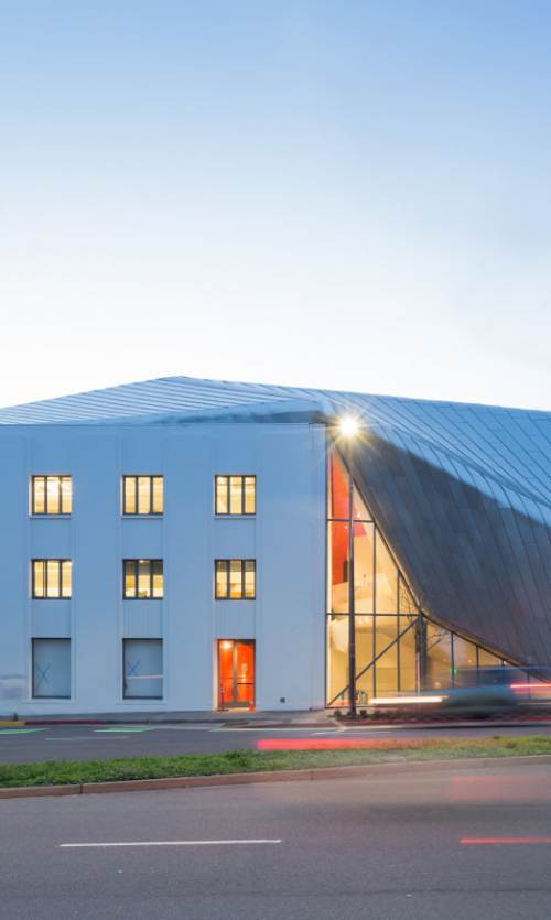 An exterior photo of the Berkeley Art Museum and Pacific Film Archive (BAMPFA) in Berkeley, CA.